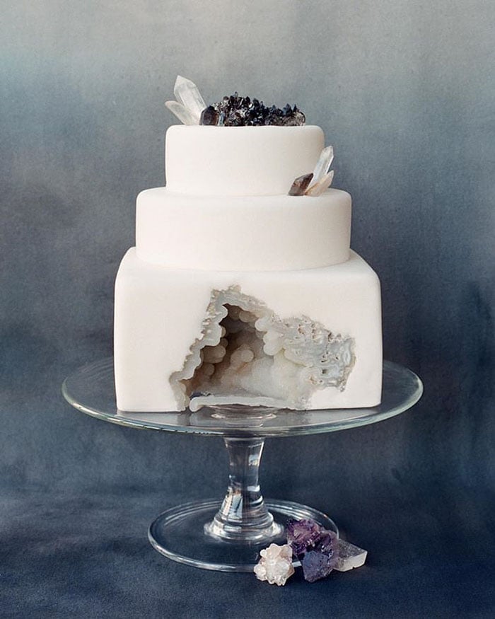 amethyst-geode-wedding-cake-trend-1-57833e0a01058__700