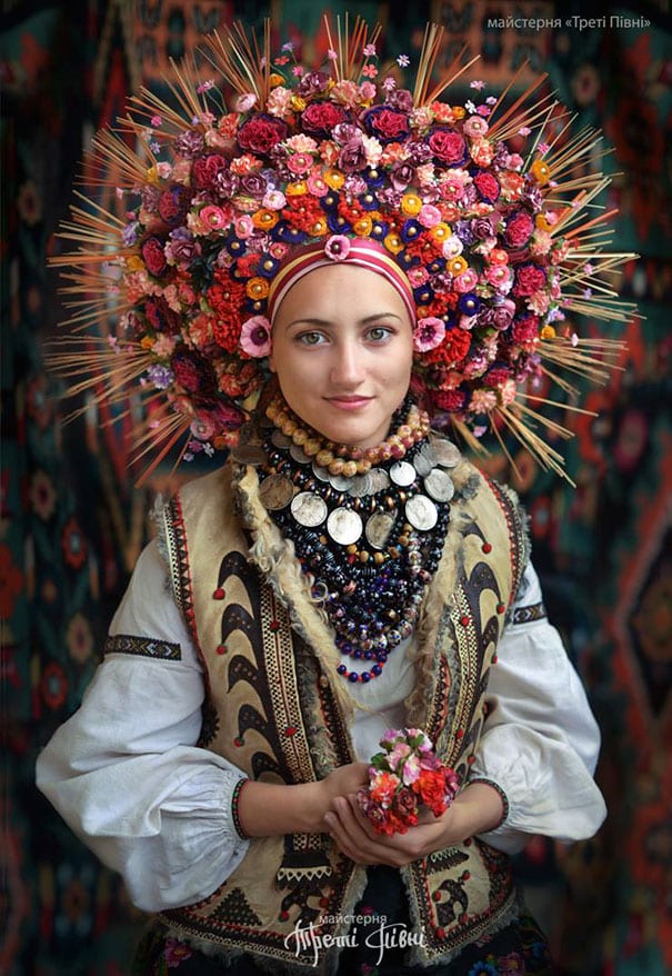 traditional-ukrainian-crowns-treti-pivni-46-57985c2807a04__605