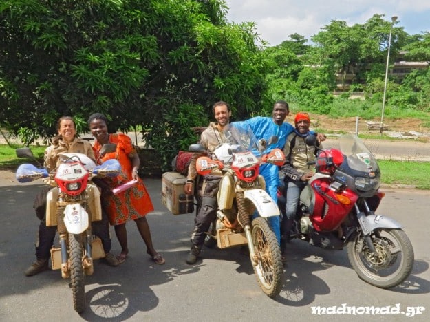 Ο David μας συνόδευσε με τη Varadero του στα πρώτα 60 χιλιόμετρα απ' το Ibadan προς τη Benin City.