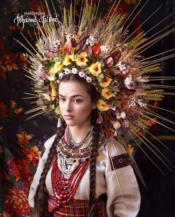 traditional-ukrainian-crowns-treti-pivni-34-57985c031a697__605