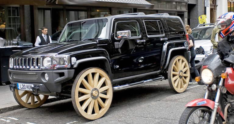 29 «φτιαγμένα» αυτοκίνητα με τα οποία θα ντρεπόμασταν να κυκλοφορήσουμε.