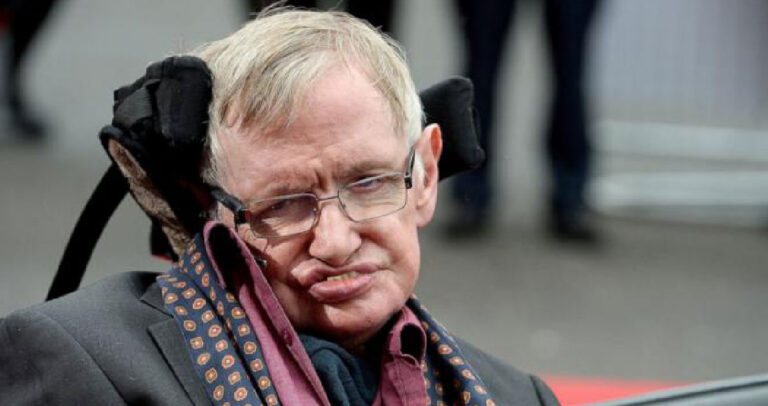 Στίβεν Χόκινγκ: «Εάν δεν αλλάξει η σχέση μας με το χρήμα, το ανθρώπινο είδος θα εξαφανιστεί»