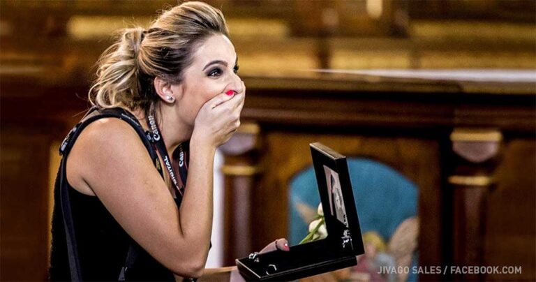 Αυτή πρέπει να είναι η πιο ευφάνταστη πρόταση γάμου που έχει γίνει ποτέ.