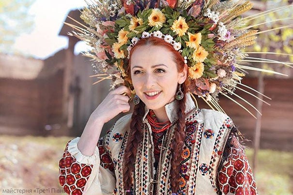 traditional-ukrainian-crowns-treti-pivni-45-57985c24680df__605