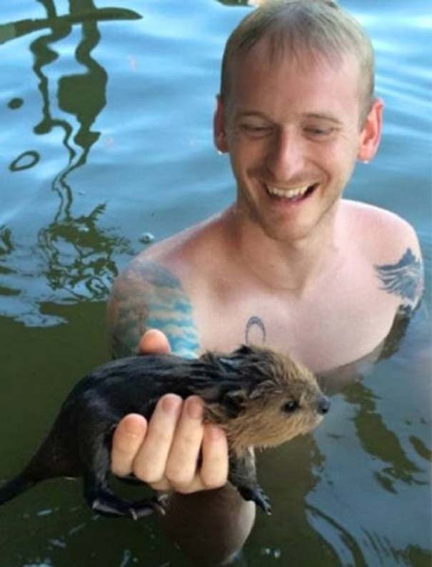 en-tw-metaksy-ston-kanada-121