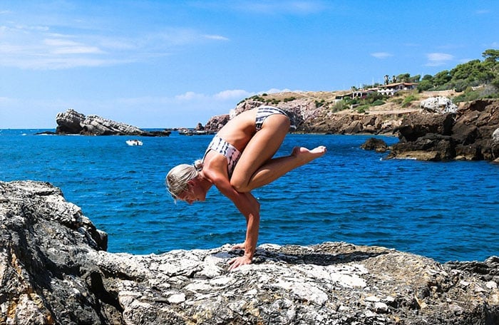 woman-pilot-yoga-maria-pettersson34a