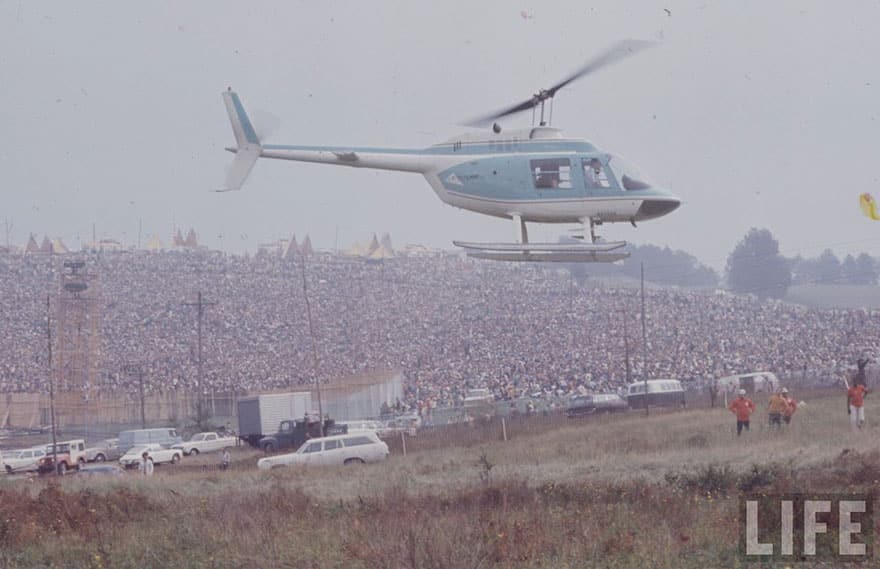 1969-woodstock-music-festival-hippies-bill-eppridge-john-dominis-79-57bc3061c2ca6__880