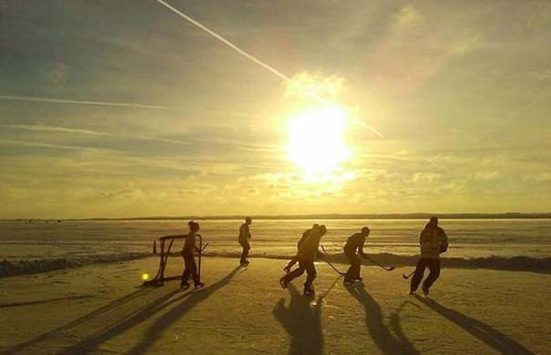 en-tw-metaksy-ston-kanada-124