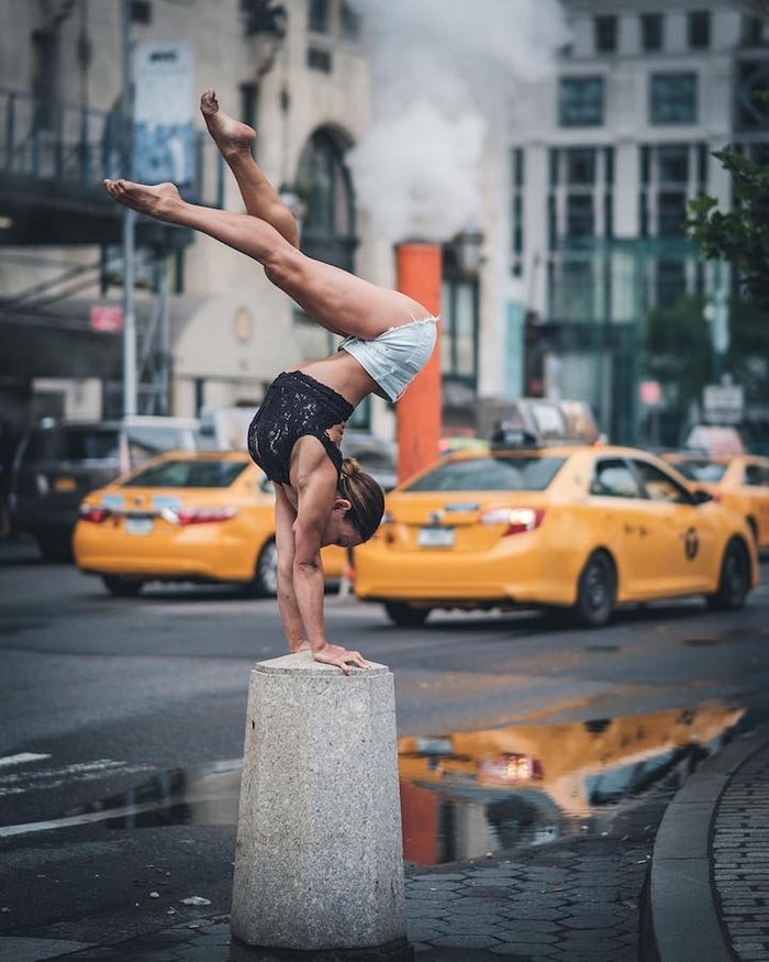 urban-ballet-dancers-new-york-streets-omar-robles-99-57b30faeece55__700