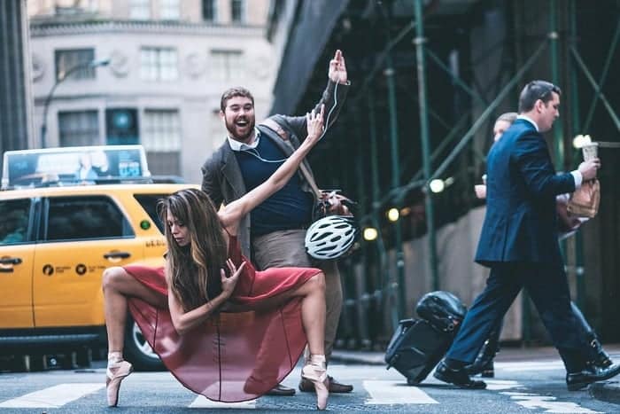 urban-ballet-dancers-new-york-streets-omar-robles-38-57b30eaa19675__700