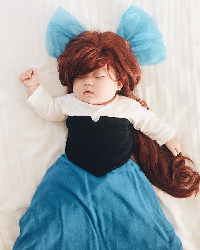 sleeping-baby-cosplay-joey-marie-laura-izumikawa-choi-40-57be927494fe0__700
