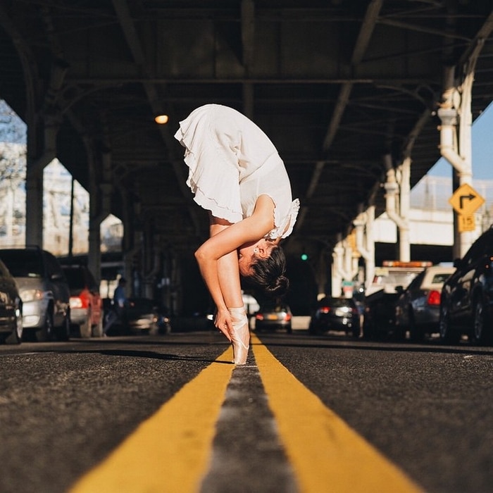 urban-ballet-dancers-new-york-streets-omar-robles-75-57b30f4187105__700