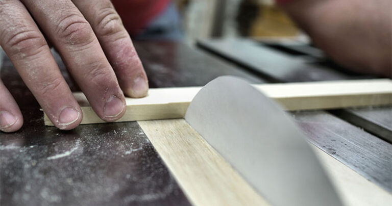 Μπορεί το χαρτί να κόψει το ξύλο;