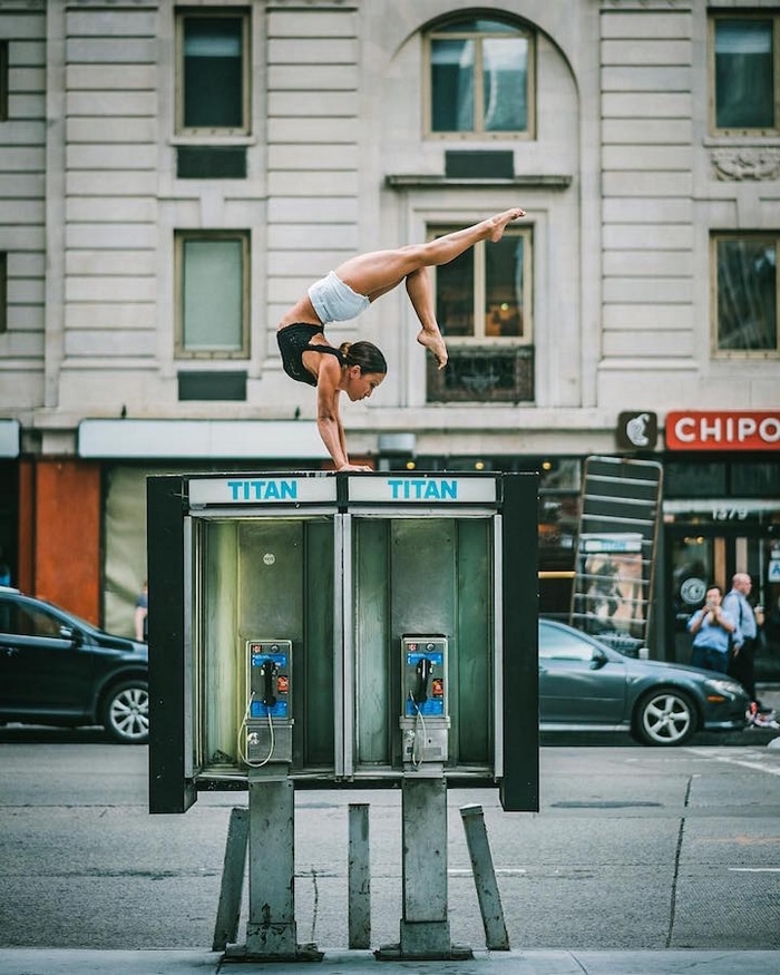urban-ballet-dancers-new-york-streets-omar-robles-95-57b30f9ff3656__700