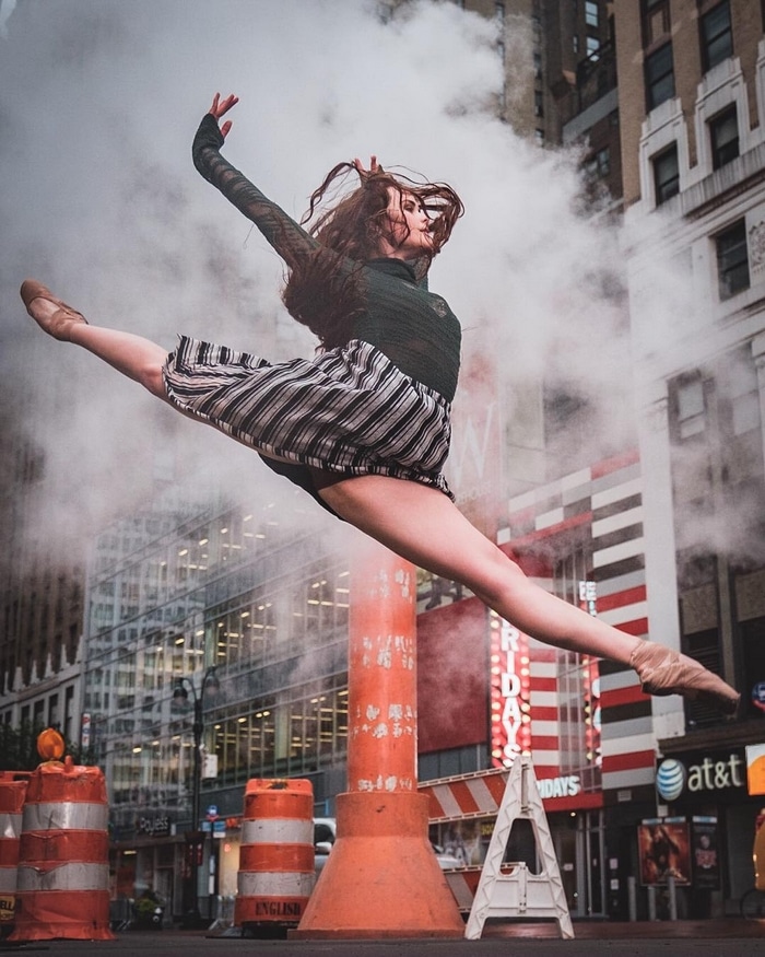 urban-ballet-dancers-new-york-streets-omar-robles-32-57b30e92711f5__700