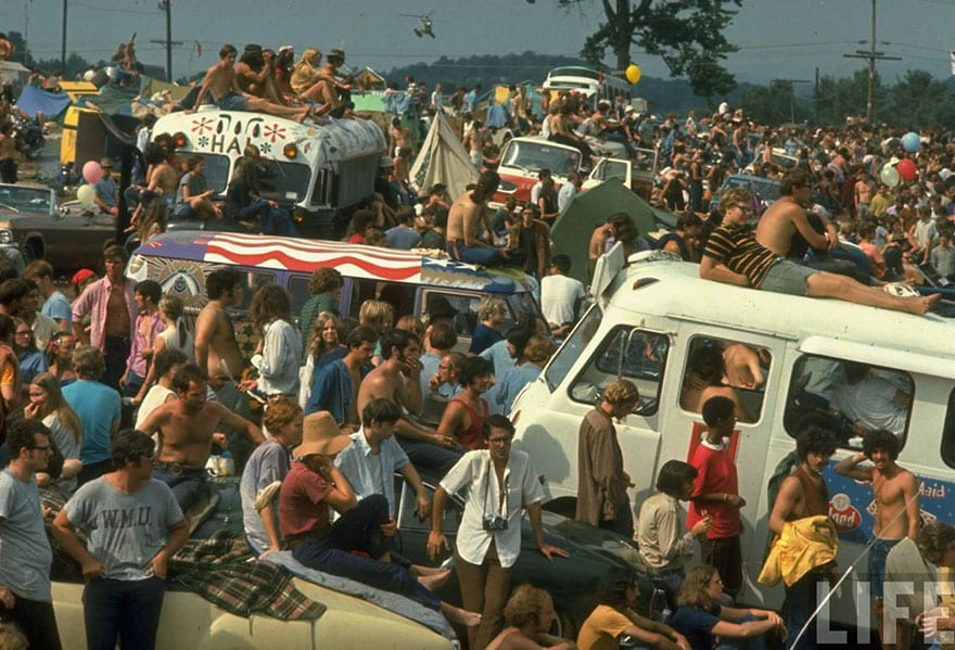 1969-woodstock-music-festival-hippies-bill-eppridge-john-dominis-117-57bc312676a16__880
