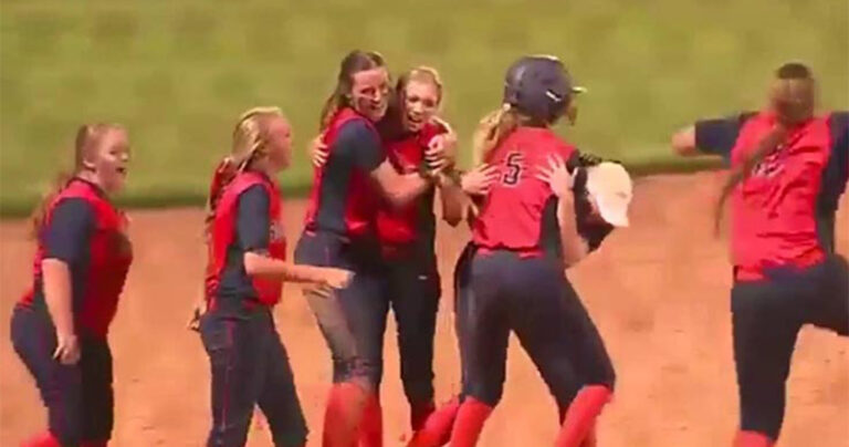 Άνθρωποι που βιάστηκαν πολύ να πανηγυρίσουν και στη συνέχεια το μετάνοιωσαν πικρά