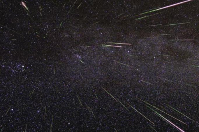 perseid-meteor-shower-expected-to-be-the-best-in-many-years_Be5H4n4BP.jpg