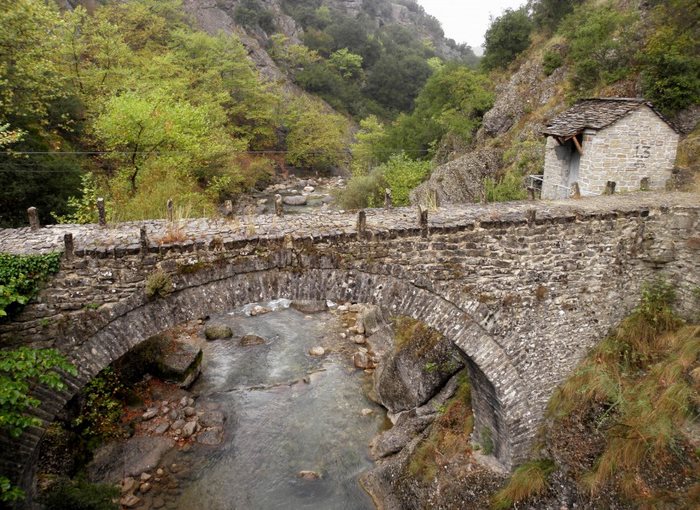  Τα 21 ωραιότερα γεφύρια της Ηπείρου που αντέχουν στο πέρασμα των χρόνων