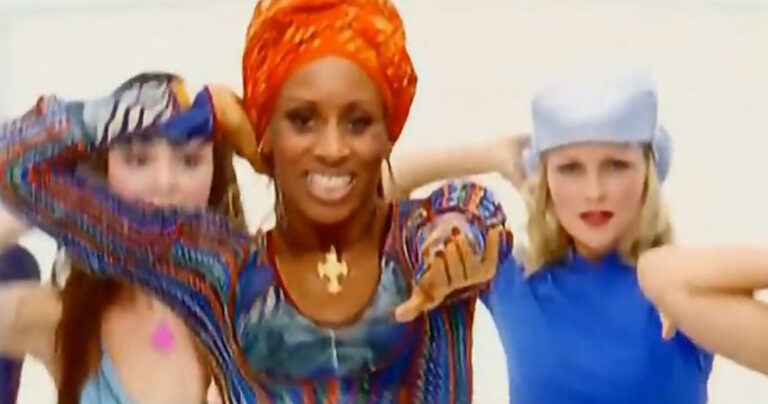 Ξέρετε τελικά ποιο είναι το νόημα του τραγουδιού “Μακαρένα”;