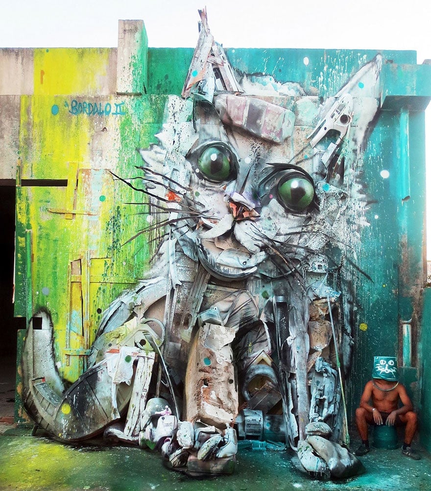 trash-animal-sculpture-artur-bordalo-41-57ea1c08dd18d__880