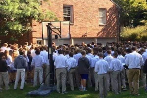 cpa-students-sing-to-teacher-600x401