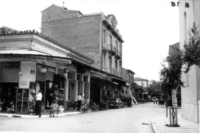 10 πράγματα που δεν γνωρίζετε για μία από τις ωραιότερες γειτονιές της Αθήνας: Το Θησείο