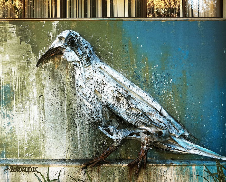 trash-animal-sculpture-artur-bordalo-19-57ea1bd110223__880