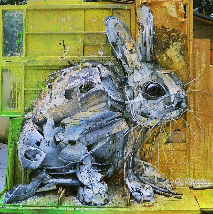 trash-animal-sculpture-artur-bordalo-28-57ea1bea49acd__880