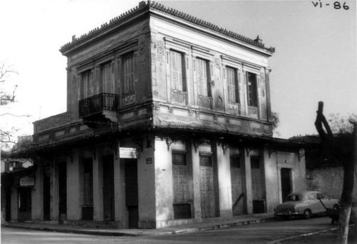 10 πράγματα που δεν γνωρίζετε για μία από τις ωραιότερες γειτονιές της Αθήνας: Το Θησείο