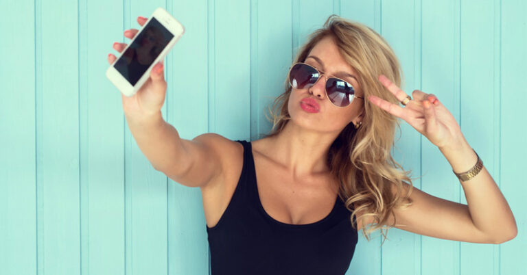 Οι πολλές selfie σχετίζονται με αυτές τις διαταραχές προσωπικότητας