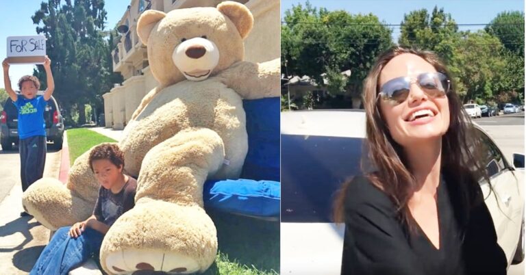 Κανείς δεν αγόραζε τον αρκούδο που πουλούσαν μέχρι που σταμάτησε δίπλα τους η Αντζελίνα Τζολί