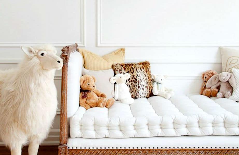 Μέχρι τα λούτρινα να γίνουν διακοσμητική τάση, προτιμήστε να τα βάλετε στην ντουλάπα σας.