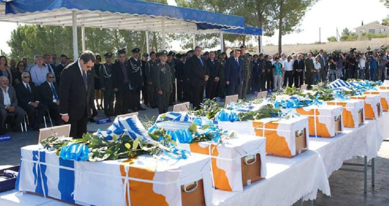 Στην Ελλάδα επέστρεψαν, μετά από 42 χρόνια, τα οστά των ηρώων από το Νοράτλας.