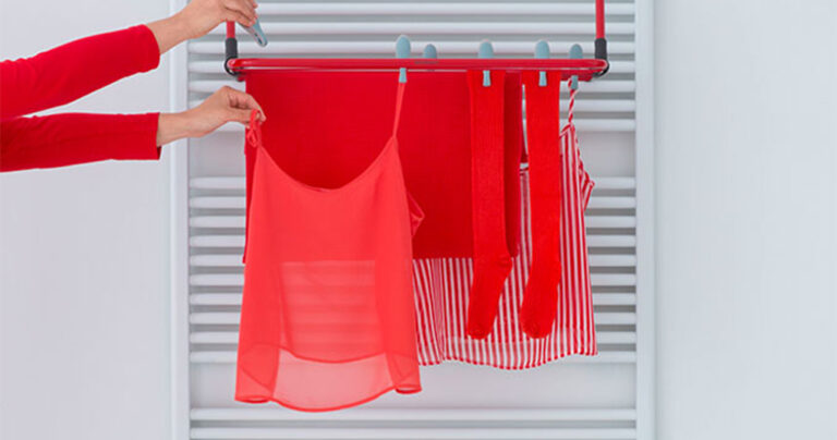 Γιατί δεν πρέπει να στεγνώνετε τα ρούχα μέσα στο σπίτι