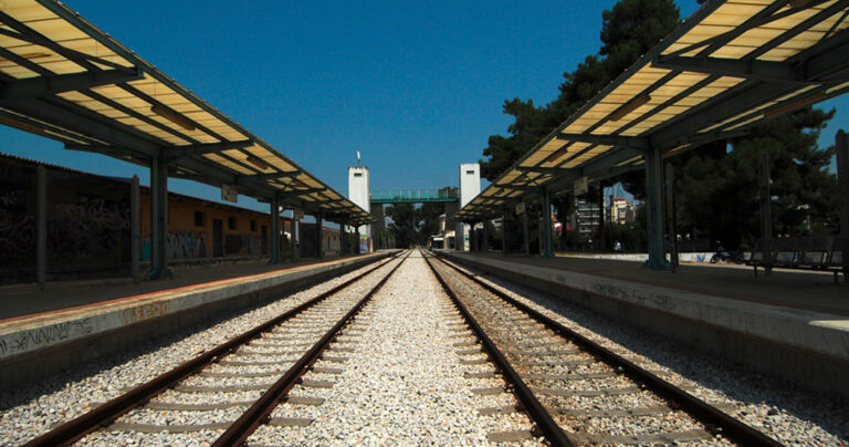 Σε 3,5 ώρες η διαδρομή Αθήνα-Θεσσαλονίκη με το νέο τρένο.