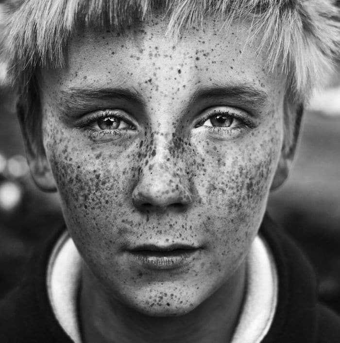 freckles-redheads-beautiful-portrait-photography-10-583565cc6f0d2__700