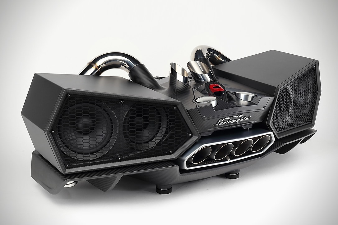 lamborghini-x-ixoost-carbon-fiber-docking-speaker-4