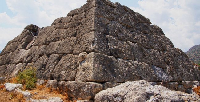 Η Πυραμίδα της.. Ελλάδας. Τα εντυπωσιακό μνημείο που θεωρείται το αρχαιότερο της Ευρώπης! 