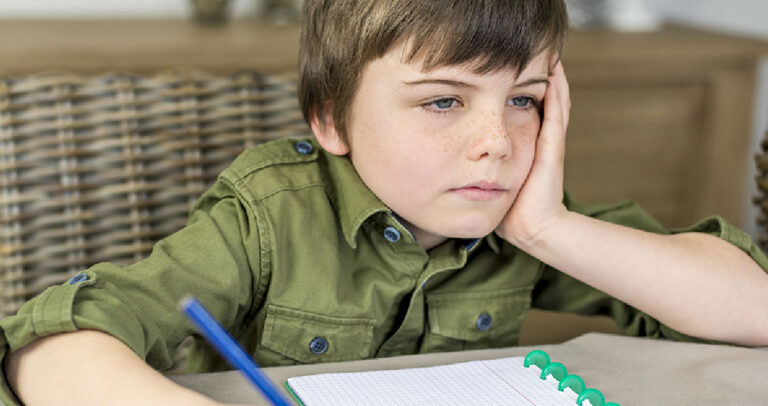 Τα παιδιά δεν πρέπει να είναι άριστα στο σχολείο. Πρέπει να είναι ευτυχισμένα