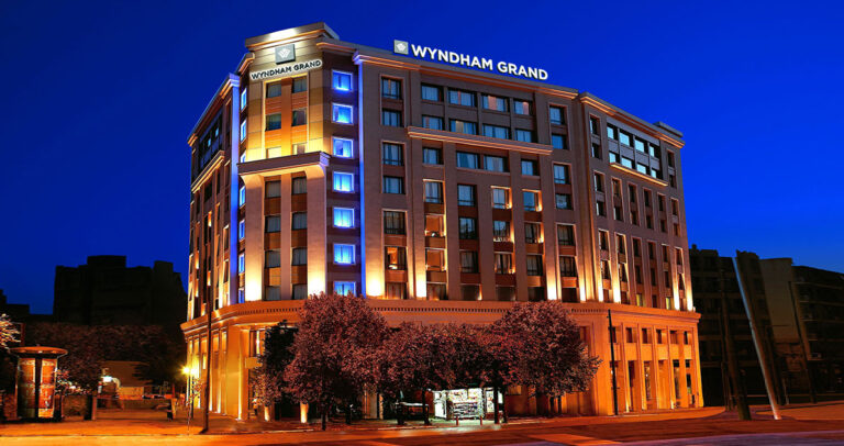 Tο νέο 5 αστέρων πολυτελέστατο ξενοδοχείο της Αθήνας στο Μεταξουργείο.