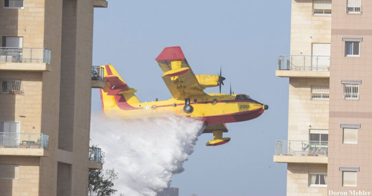 Να γιατί οι πιλότοι των Καναντέρ της πολεμικής αεροπορίας είναι ασύγκριτοι.