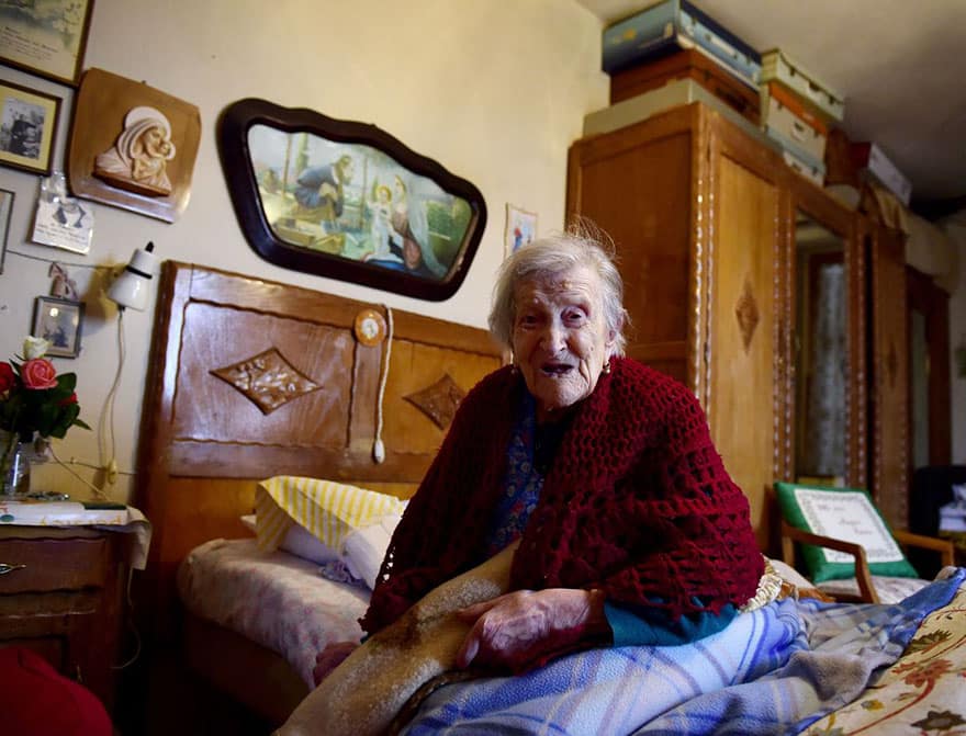 woman-born-1899-celebrate-117th-birthday-emma-morano-3
