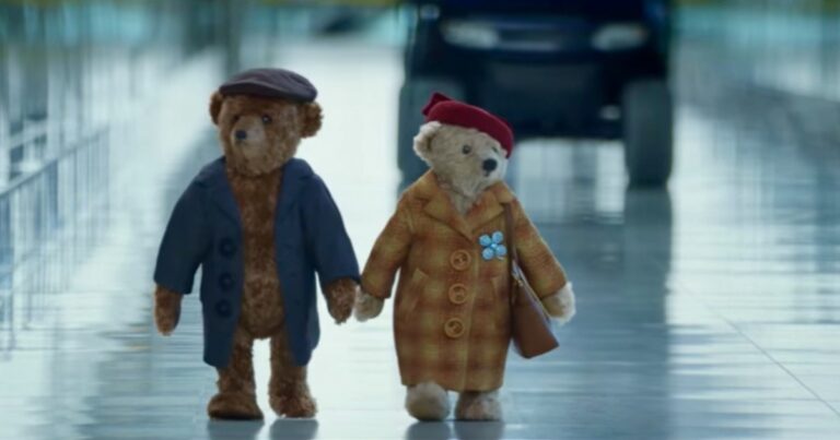 Η Χριστουγεννιάτικη διαφήμιση του αεροδρόμιο του Χίθροου θα σας συγκινήσει όσο καμία άλλη.