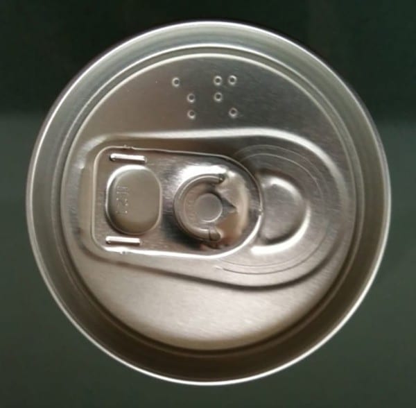 braille-on-beer-can-12-risegr