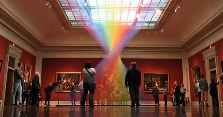 10 από τις πιο εντυπωσιακές εγκαταστάσεις τέχνης για το 2016