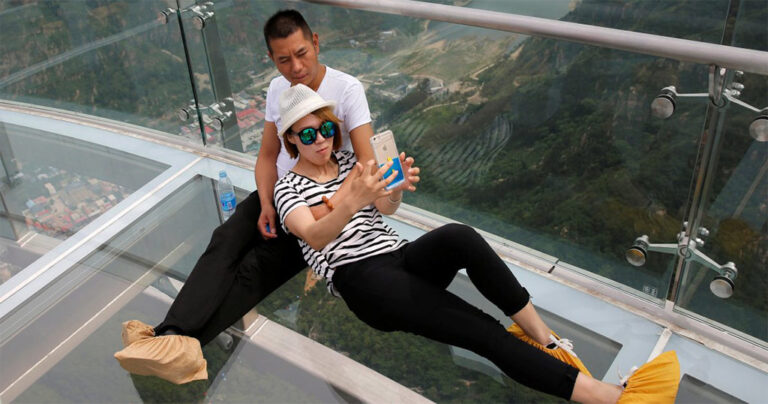 Γιατί τα ευτυχισμένα ζευγάρια δημοσιοποιούν λιγότερα σχετικά με την σχέση τους στα κοινωνικά δίκτυα;