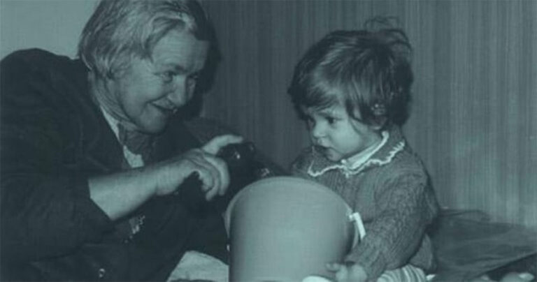 Η γυναίκα που έσωσε χιλιάδες παιδιά από τον θάνατο κρύβοντάς τα μέσα σε σακούλες και φέρετρα.