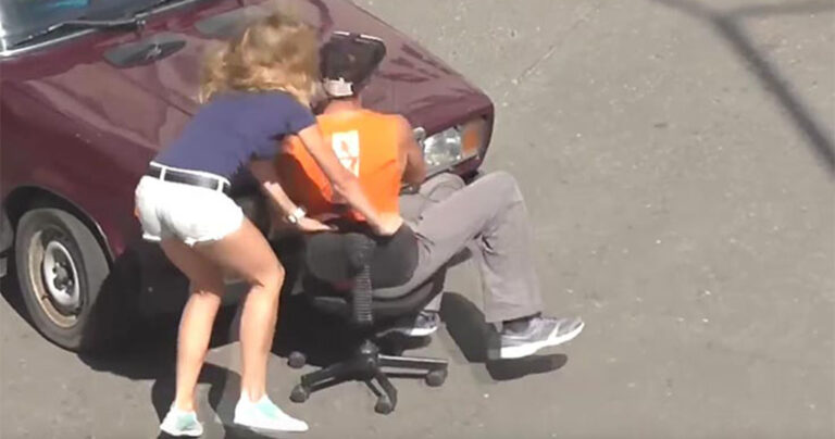 Μία αστεία συλλογή με τους χειρότερους φίλους που θα μπορούσαν να τύχουν σε κάποιον