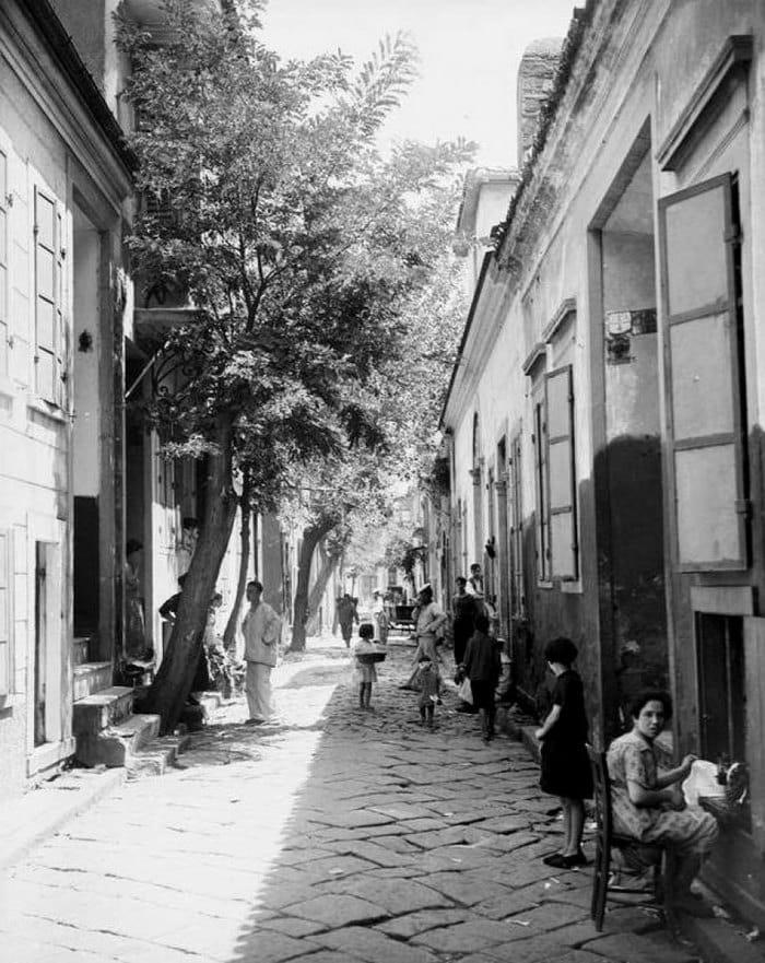 Η Σμύρνη κάποτε, μέσα από σπάνιες εικόνες